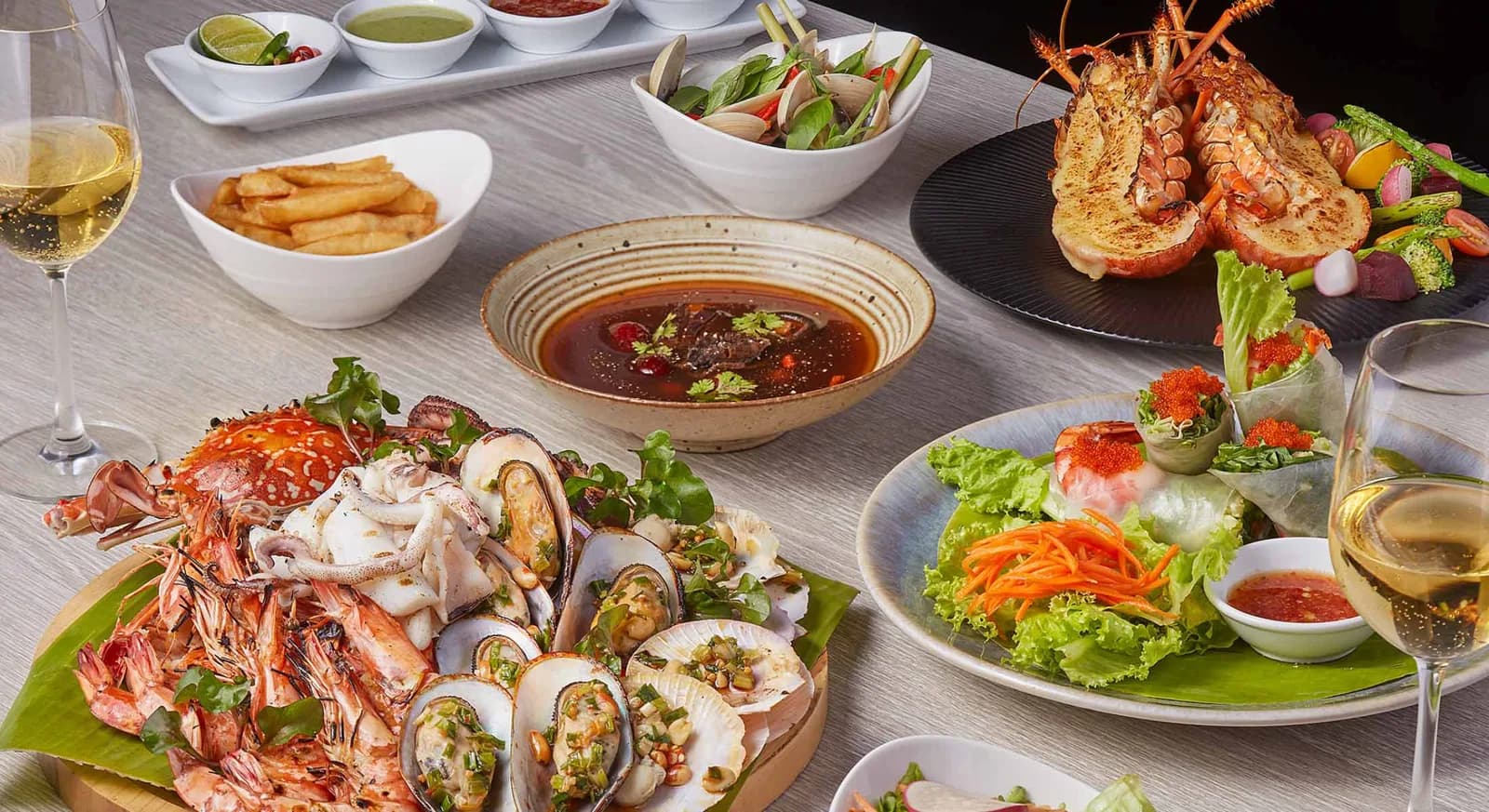 Tiệc hải sản tươi Nha Trang