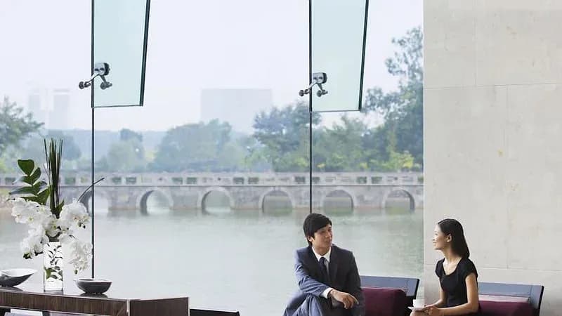 JW Café bên hồ