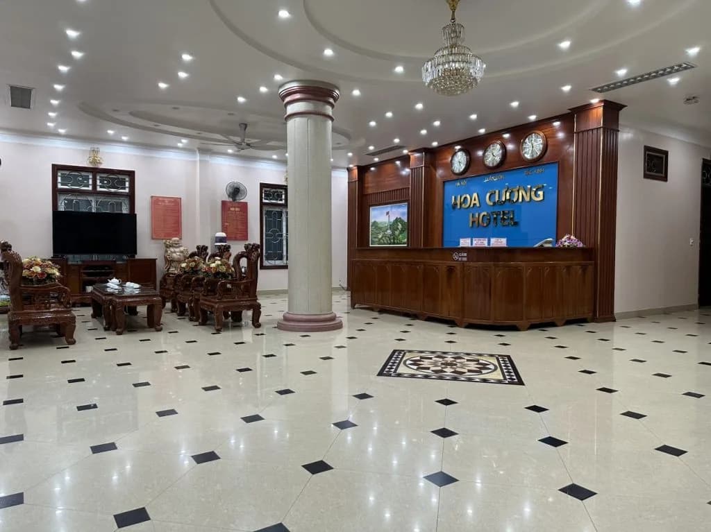 Lễ tân tận tâm 24/7