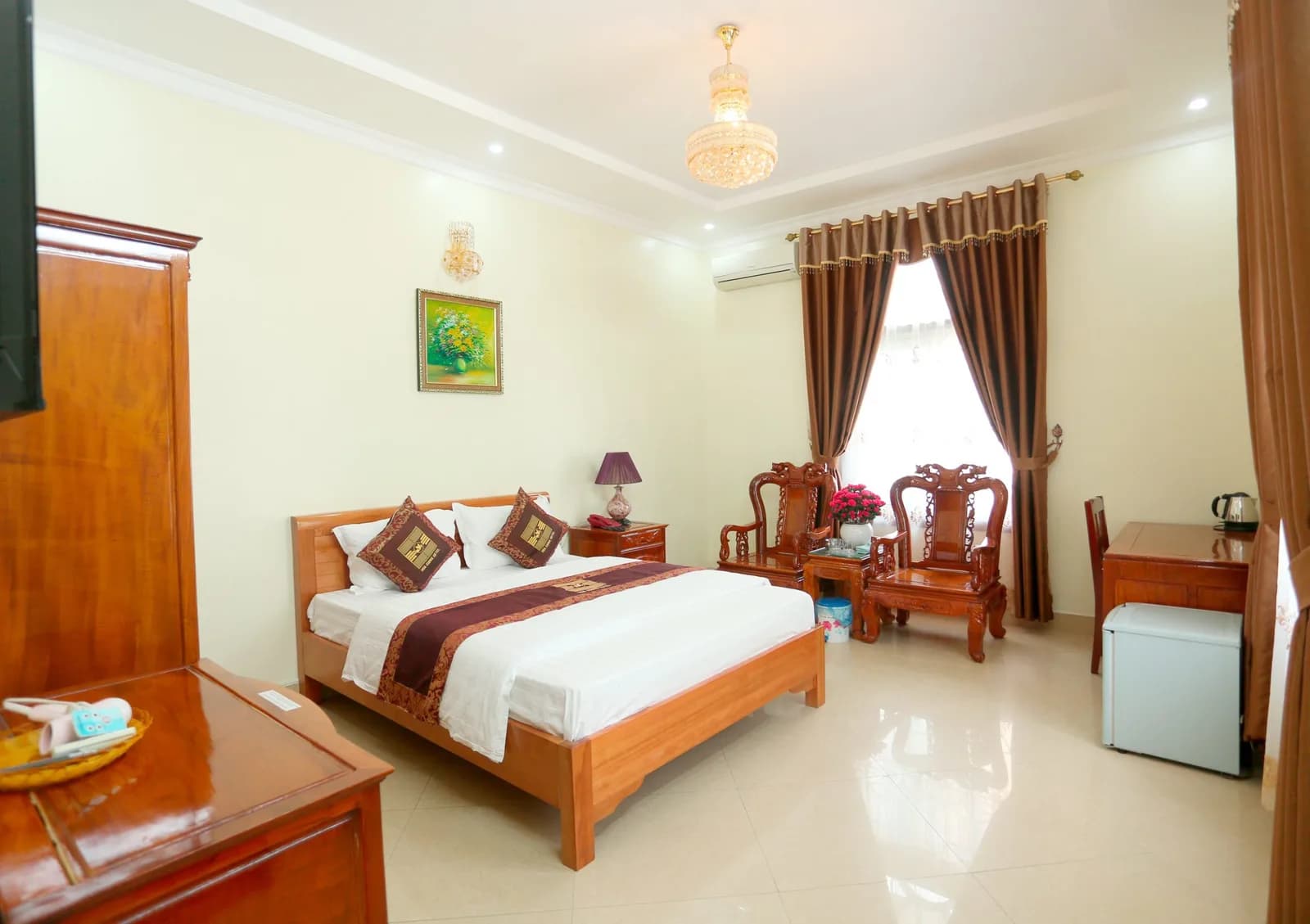 Cặp đôi khám phá Mèo Vạc