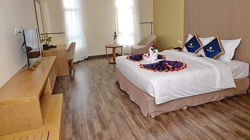 Trăng mật bên sông Cổ Chiên