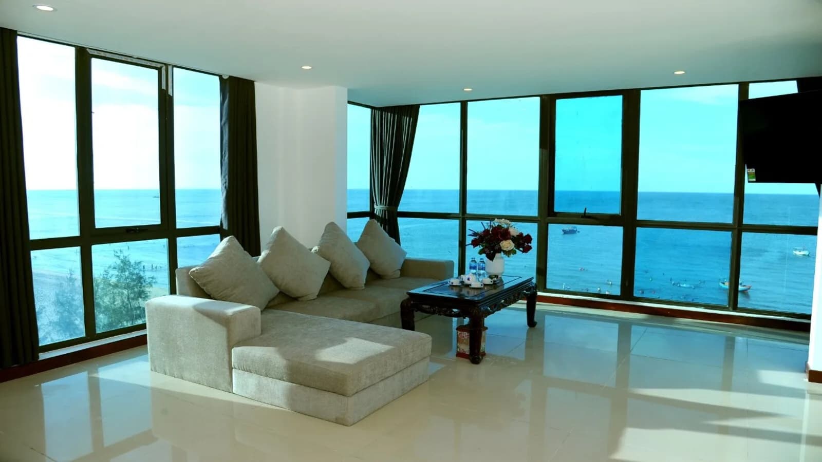 Phòng hạng sang hướng biển
