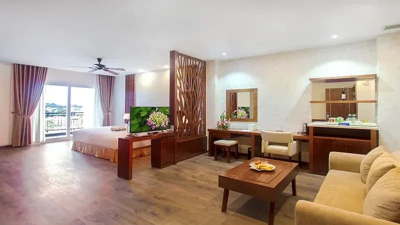 Combo gia đình phố núi