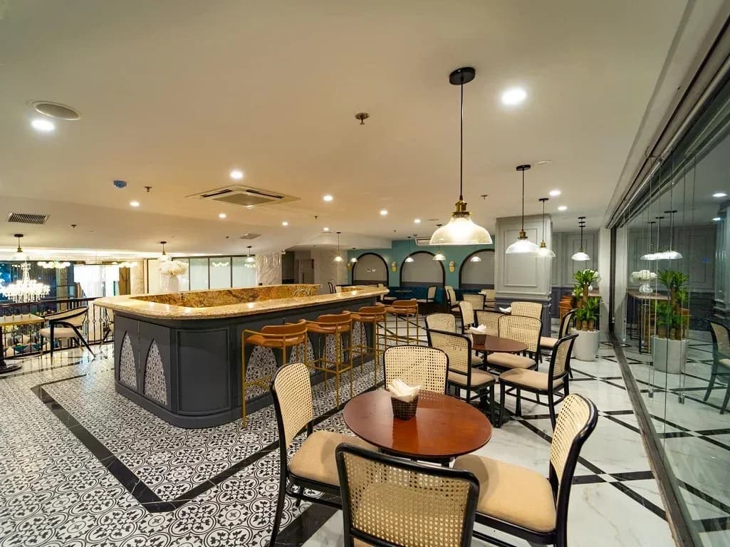Lobby Bar