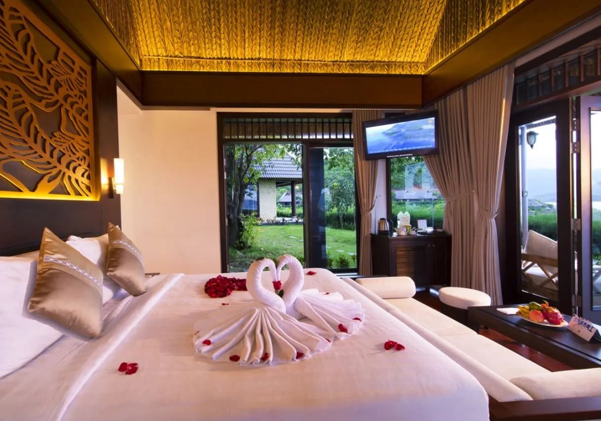 Trăng mật đảo riêng