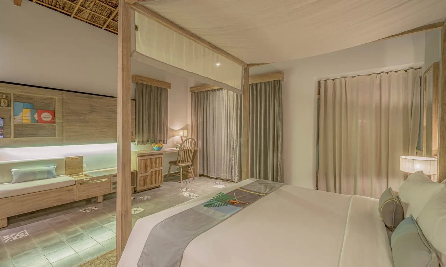 Trốn nắng đôi lứa