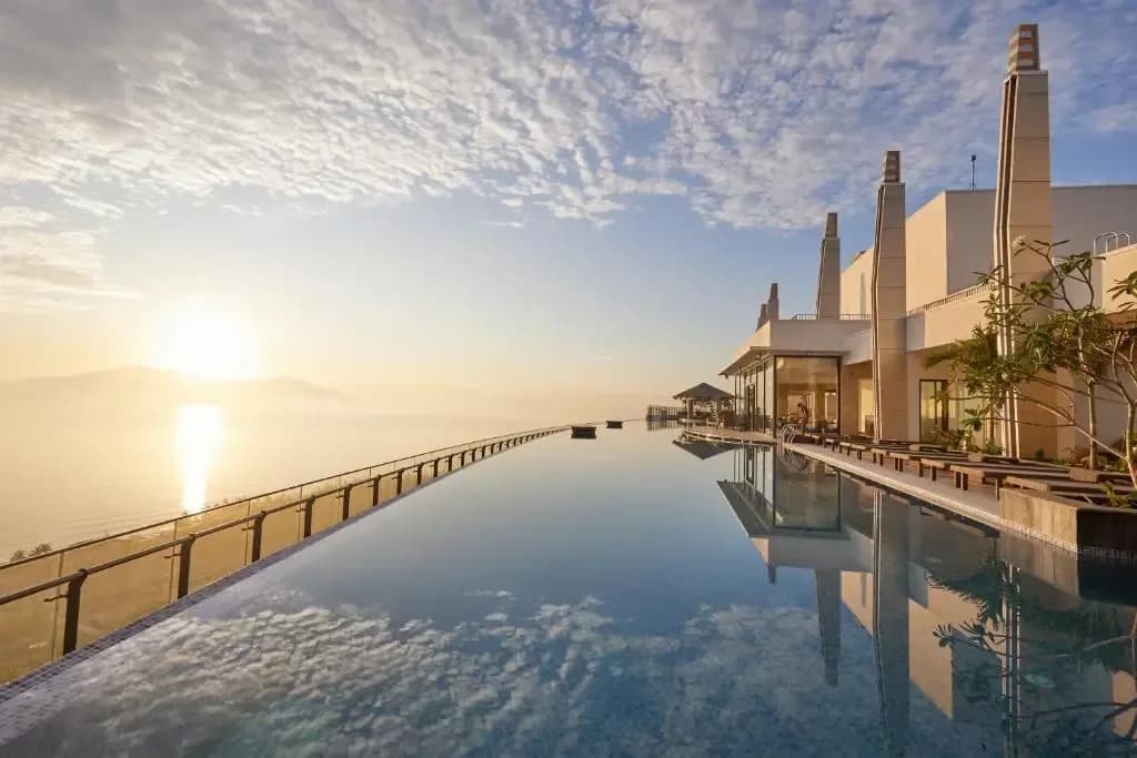 Mikazuki Japanese Resorts & Spa
