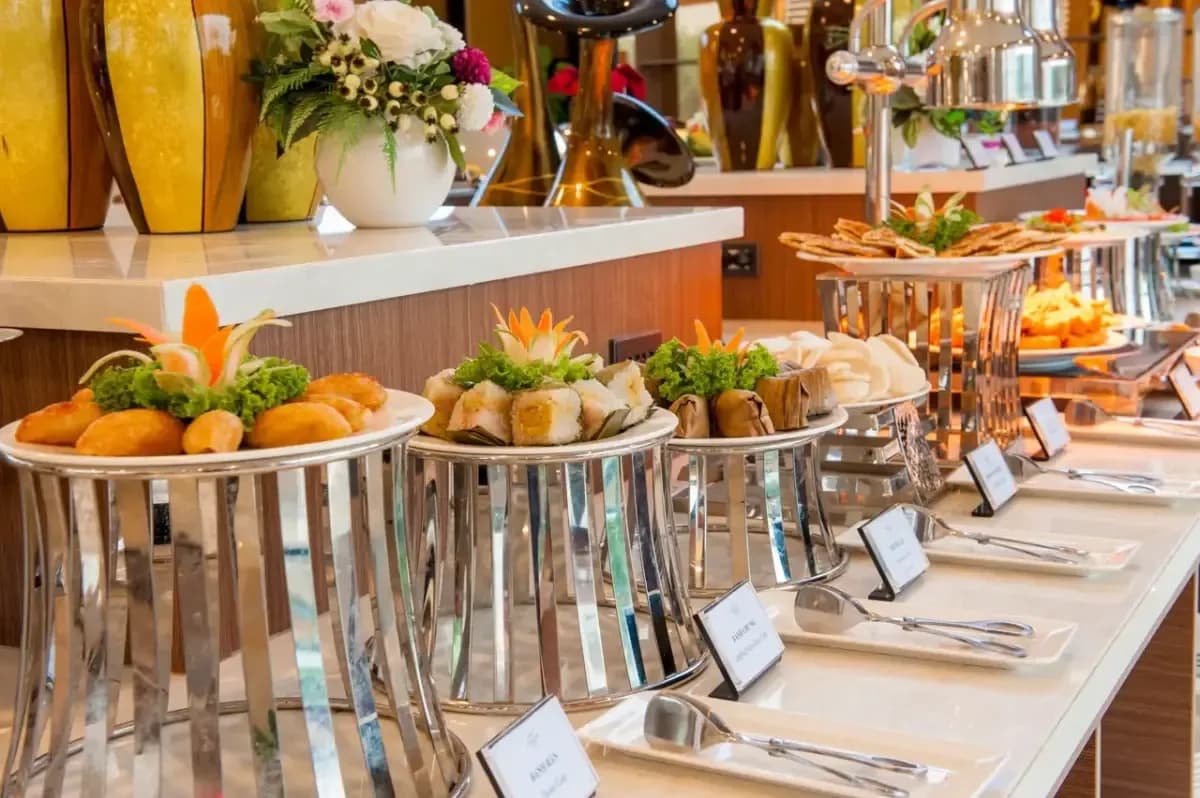 Buffet sáng phong phú