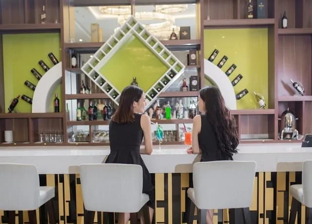 Lobby Bar