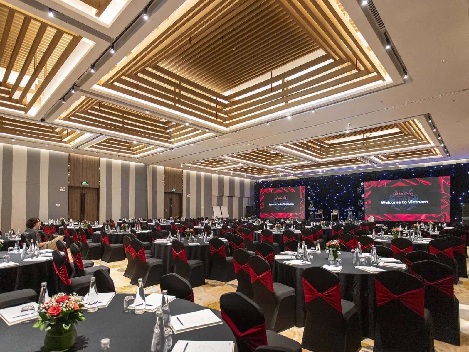 Grand Ballroom & phòng hội nghị