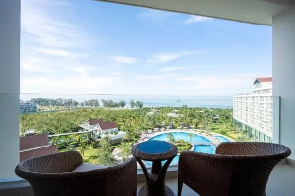 Combo nghỉ dưỡng gia đình Bãi Dài