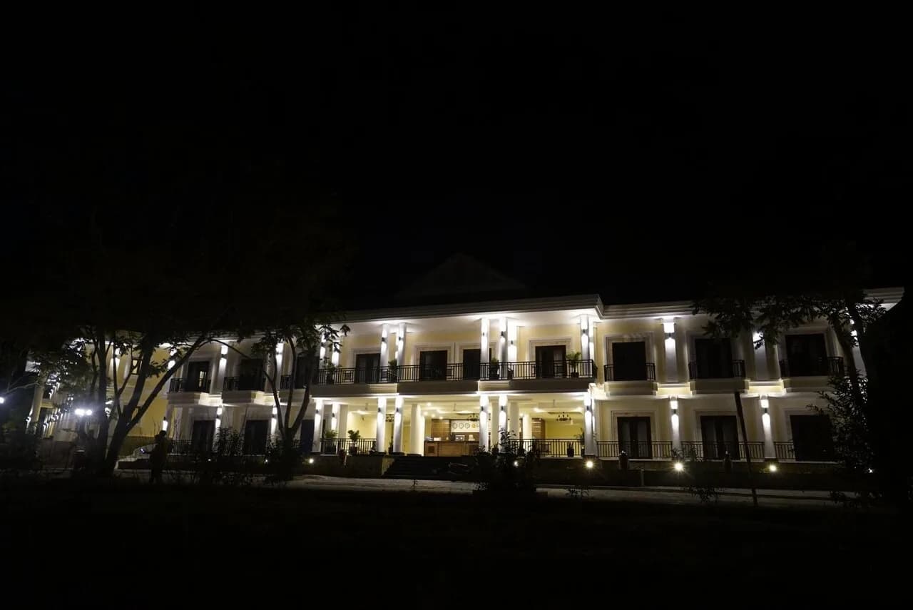 Kiến trúc resort về đêm