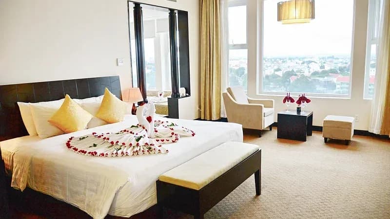 Combo Premier Suite tận hưởng 2N1Đ