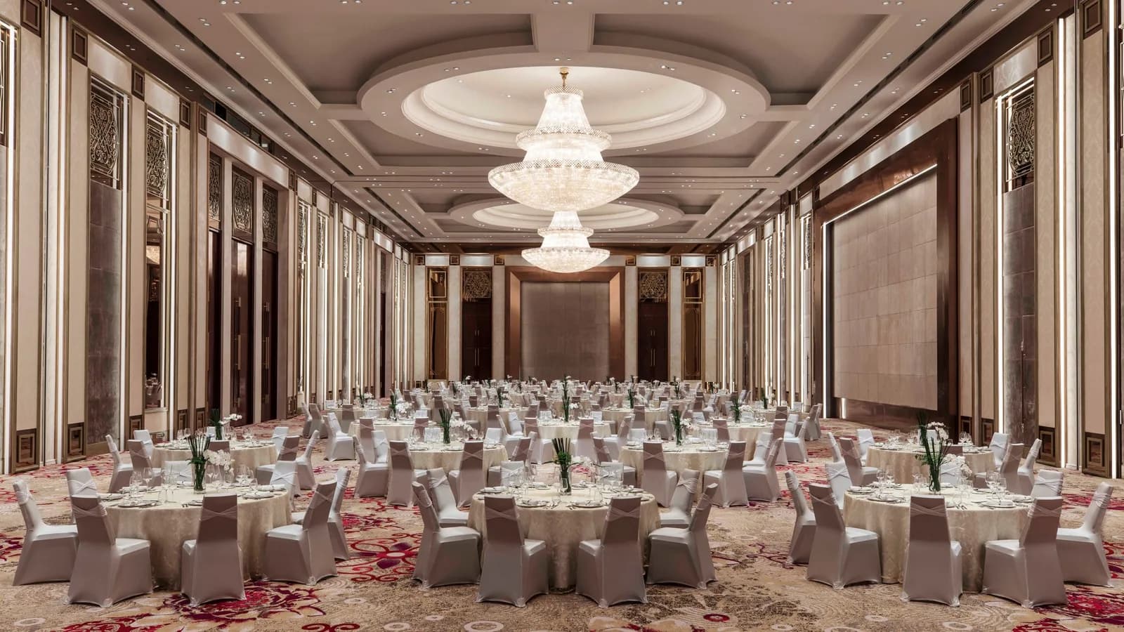 Grand Ballroom & Sự kiện