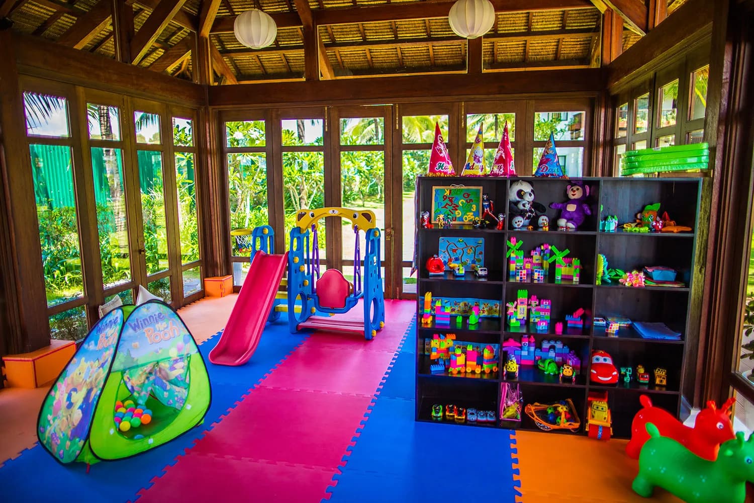Câu lạc bộ trẻ em