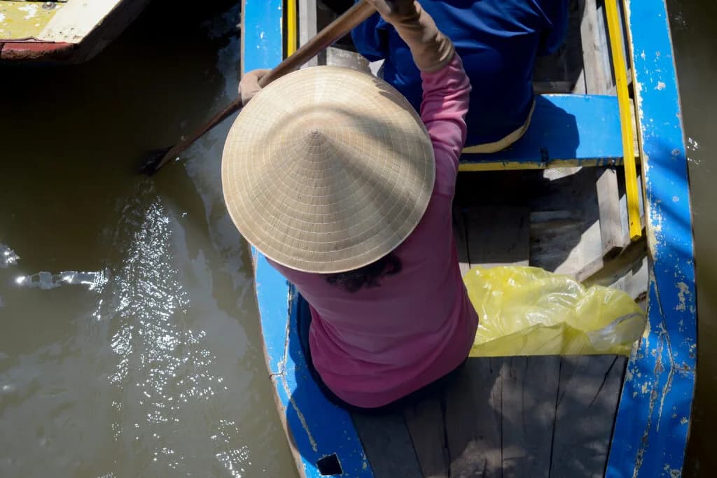 Du ngoạn sông nước